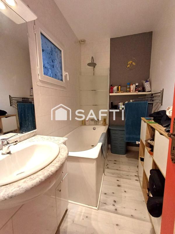 Maison - 138 m² - 5 pièces