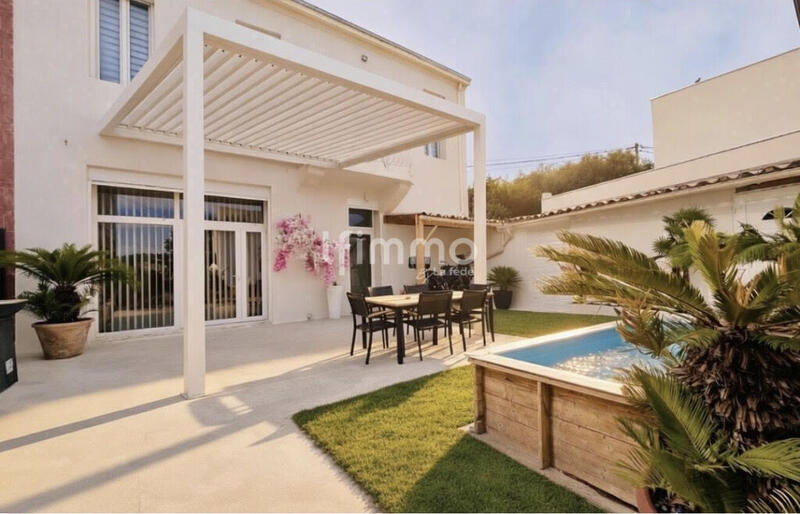 Maison - 110 m² - 4 pièces