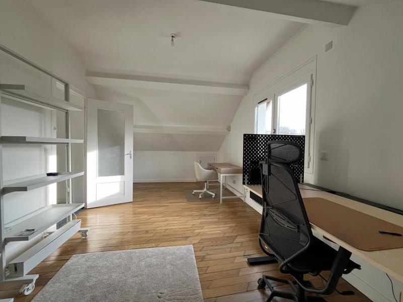 Maison - 161 m² - 6 pièces