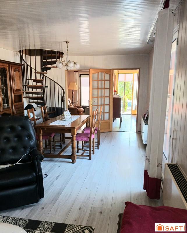 Maison - 104 m² - 5 pièces