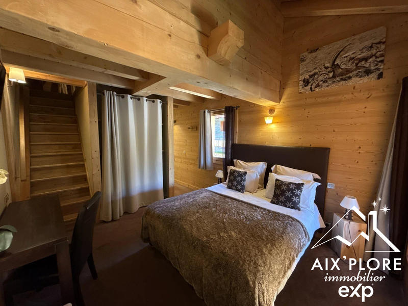 Châlet - 433 m² - 9 pièces