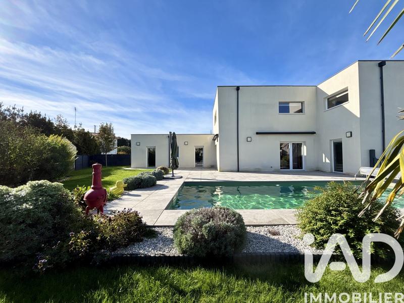 Maison - 172 m² - 6 pièces