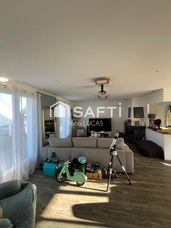 Maison - 98 m² - 4 pièces