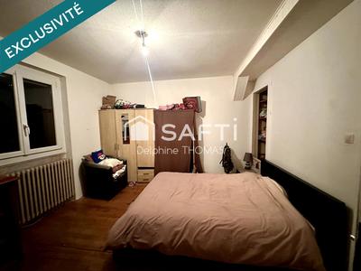 Maison - 130 m² - 7 pièces