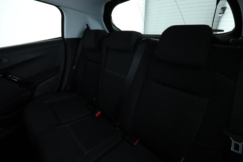 Peugeot 208 1.5 Blue-HDi Tech Edition 5p 100 ch