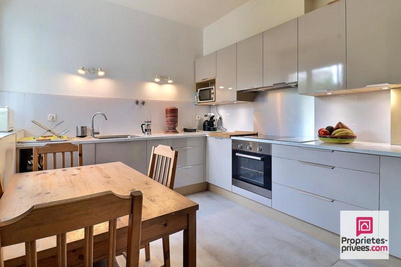 Appartement - 104 m² - 4 pièces