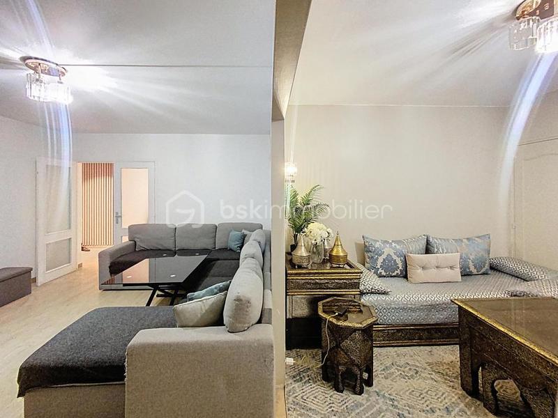 Appartement - 96 m² - 5 pièces