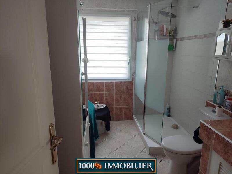 Appartement - 102 m² - 4 pièces