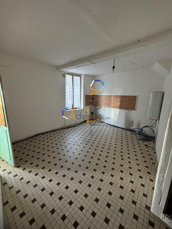 Maison - 100 m² - 3 pièces