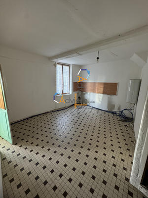 Maison - 100 m² - 3 pièces