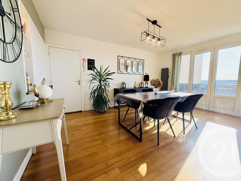 Appartement - 53 m² - 3 pièces