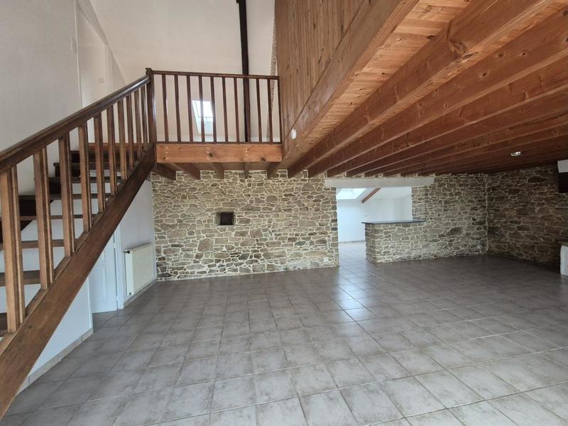 Maison en pierre - 110 m² - 4 pièces