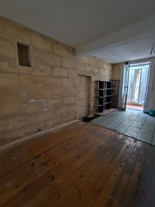 Local commercial - 82 m² - 3 pièces