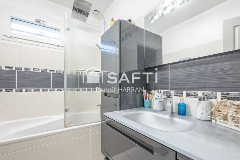 Maison - 140 m² - 7 pièces