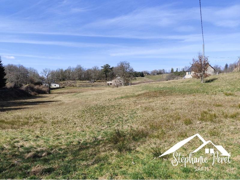 Maison - 332 m² - 2 pièces