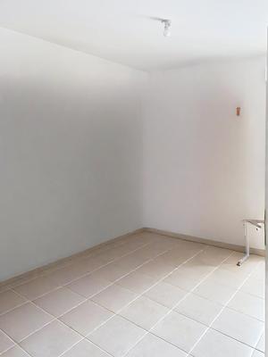 Maison - 97 m² - 5 pièces