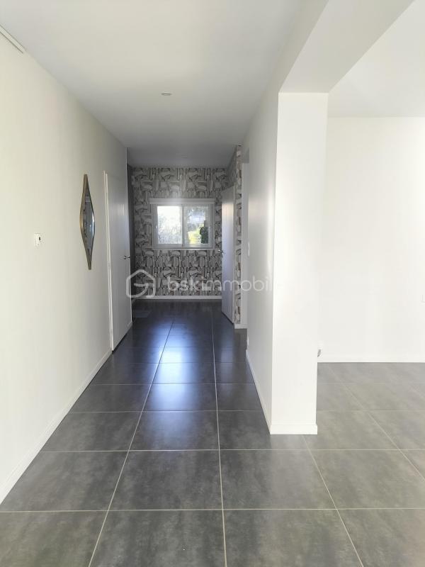 Maison - 196 m² - 6 pièces