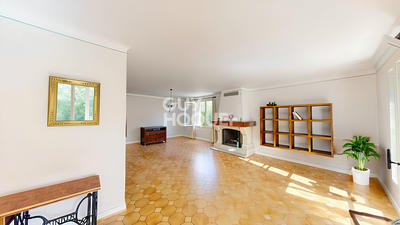 Maison - 131 m² - 6 pièces