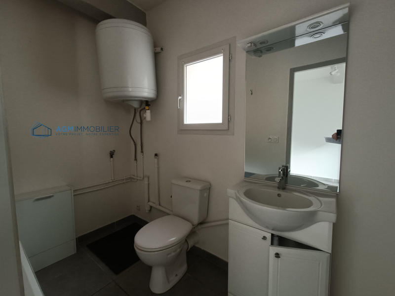 Maison - 217 m² - 8 pièces