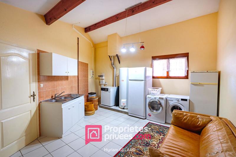 Maison - 296 m² - 8 pièces