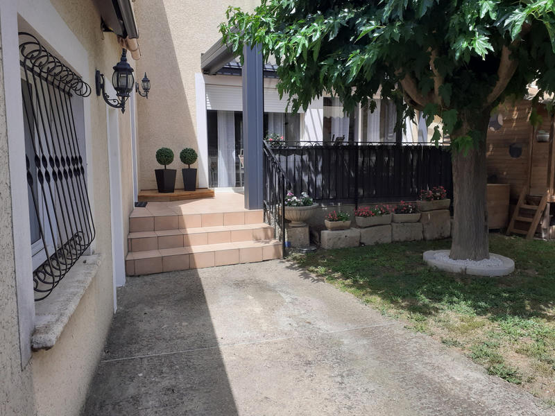 Maison - 158 m² - 4 pièces