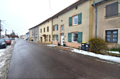 Maison - 200 m² - 6 pièces