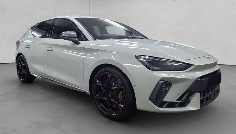 Cupra Leon Extrem 272 Hybride Rechargeable / Camera de Recul Sieges Elec à Memoire Regulateur Distance Keyless Audio Senheiser