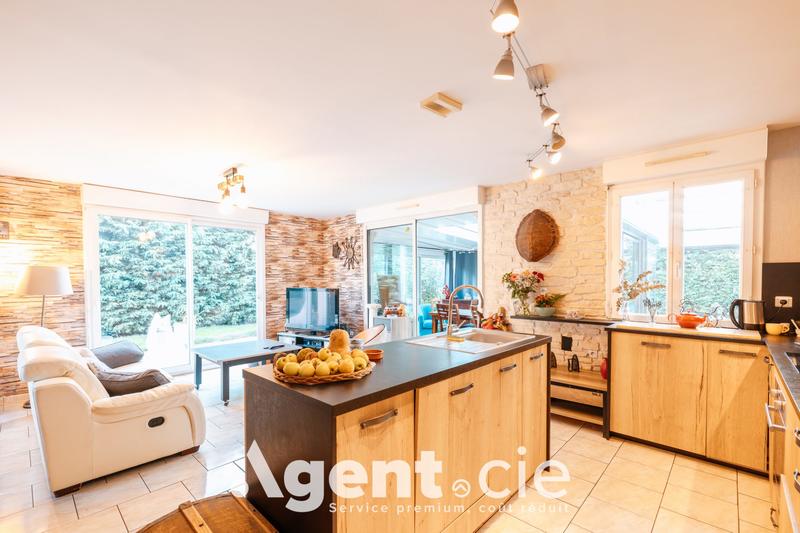 Maison - 178 m² - 6 pièces