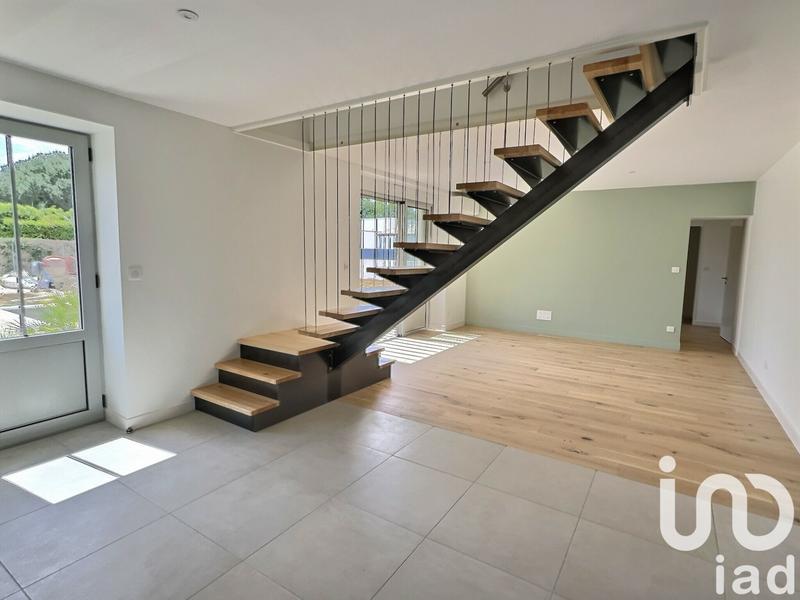 Maison - 165 m² - 6 pièces