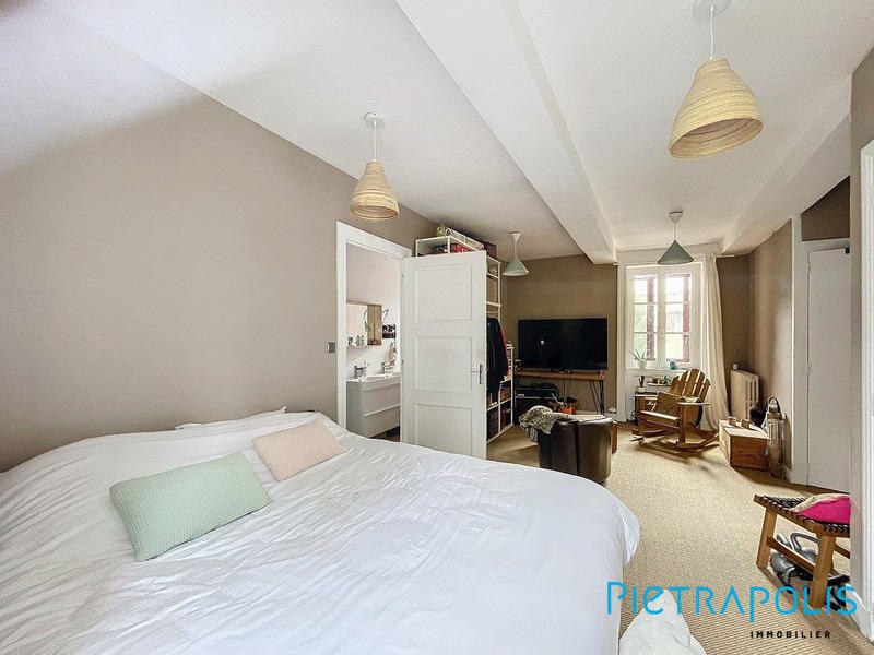 Maison ancienne - 167 m² - 6 pièces