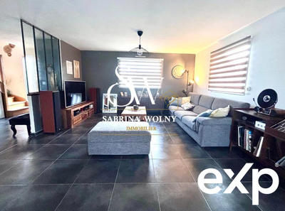 Maison traditionnelle - 140 m² - 6 pièces