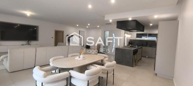 Maison - 182 m² - 7 pièces