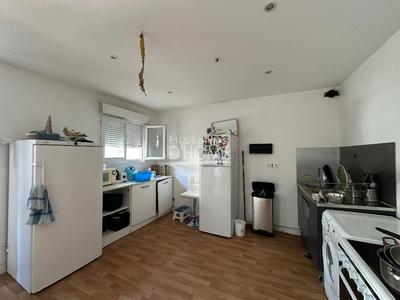 Appartement - 99 m² - 5 pièces