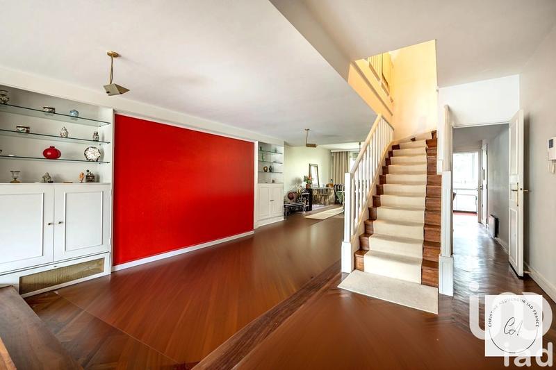 Duplex - 218 m² - 7 pièces