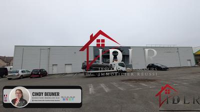 Local commercial - 2 930 m²