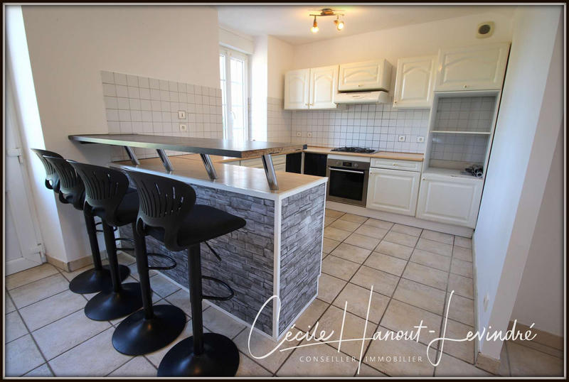 Maison - 142 m² - 8 pièces