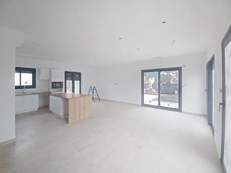 Maison - 127 m² - 4 pièces