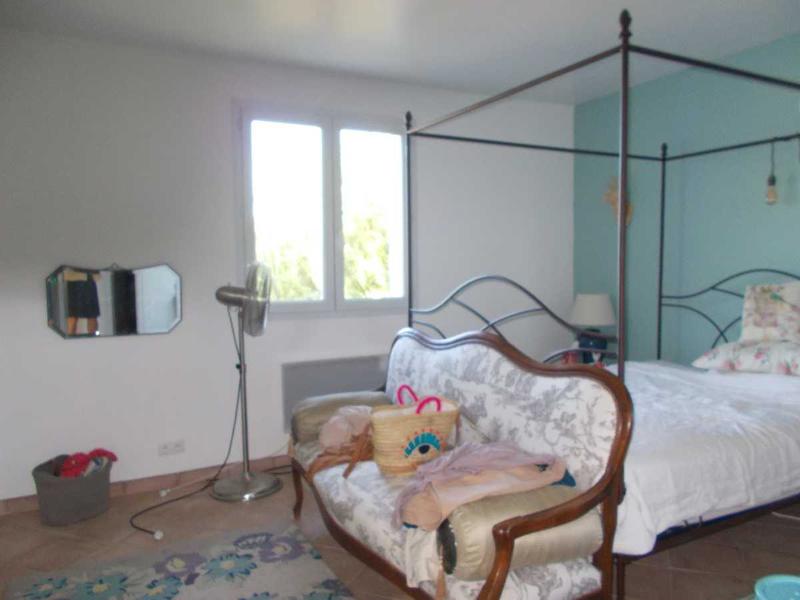 Maison - 180 m² - 8 pièces