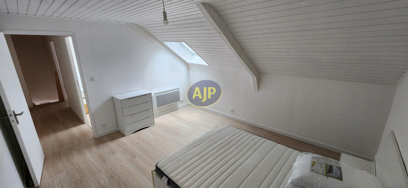 Maison - 70 m² - 4 pièces