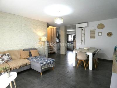 Maison - 84 m² - 4 pièces