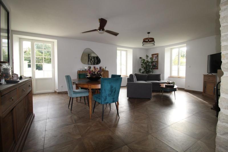 Maison ancienne - 140 m² - 5 pièces