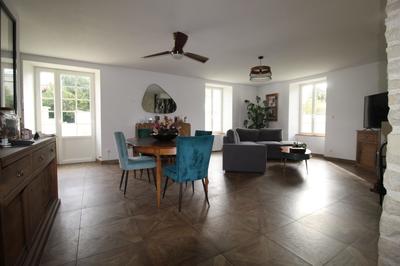 Maison ancienne - 140 m² - 5 pièces