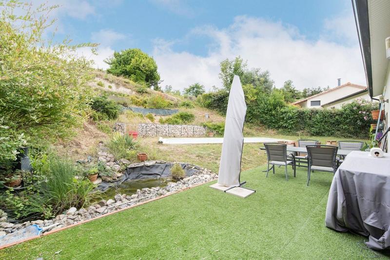 Maison - 185 m² - 7 pièces