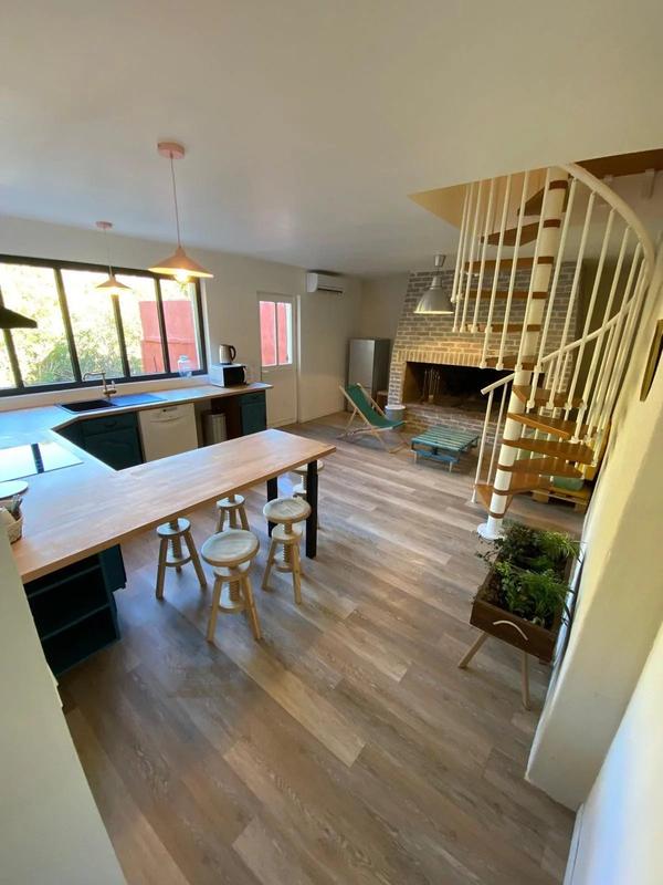 Maison - 178 m² - 6 pièces