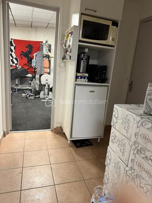 Bureau - 234 m² - 3 pièces