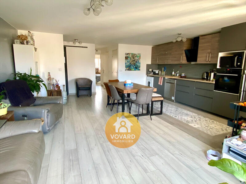 Appartement - 82 m² - 4 pièces