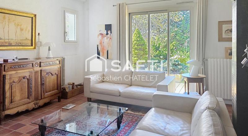 Maison - 185 m² - 7 pièces