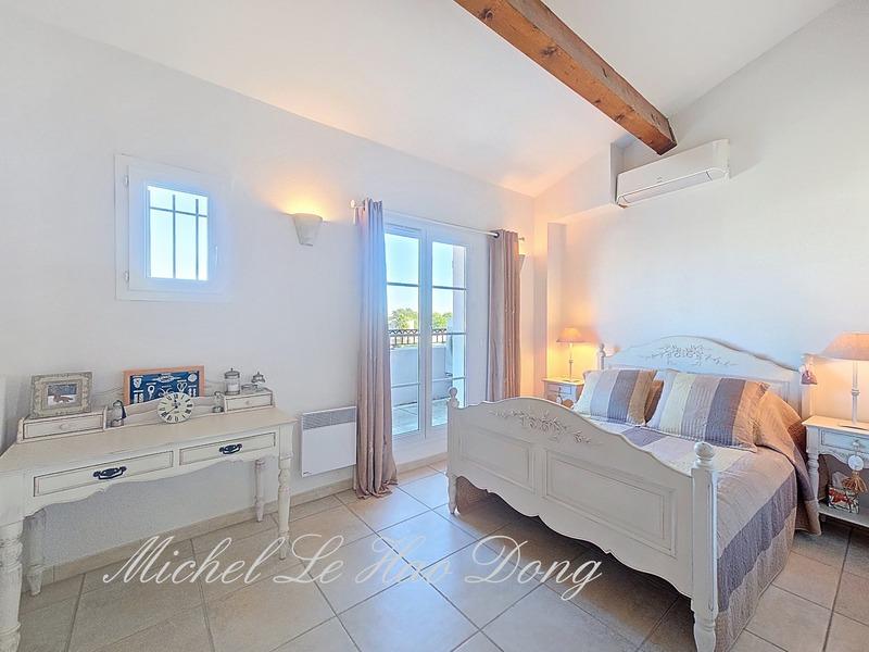 Maison - 102 m² - 4 pièces