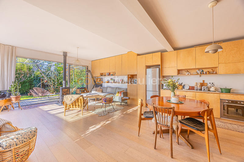 Maison - 94 m² - 4 pièces