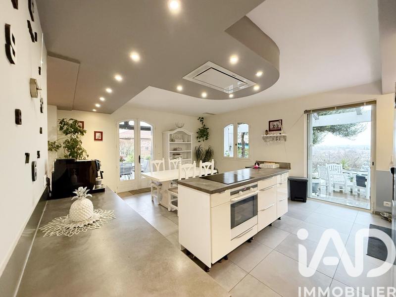 Maison - 168 m² - 5 pièces